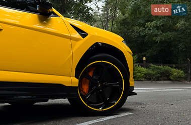 Внедорожник / Кроссовер Lamborghini Urus 2019 в 