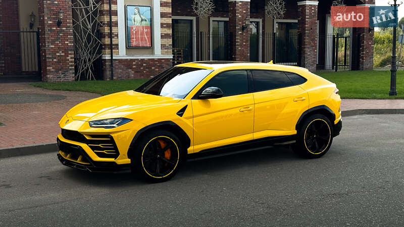 Внедорожник / Кроссовер Lamborghini Urus 2019 в Киеве