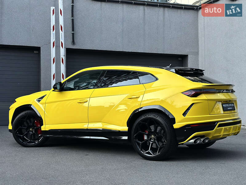 Внедорожник / Кроссовер Lamborghini Urus 2019 в Киеве