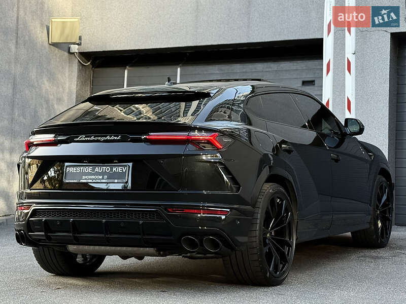 Позашляховик / Кросовер Lamborghini Urus 2020 в Києві