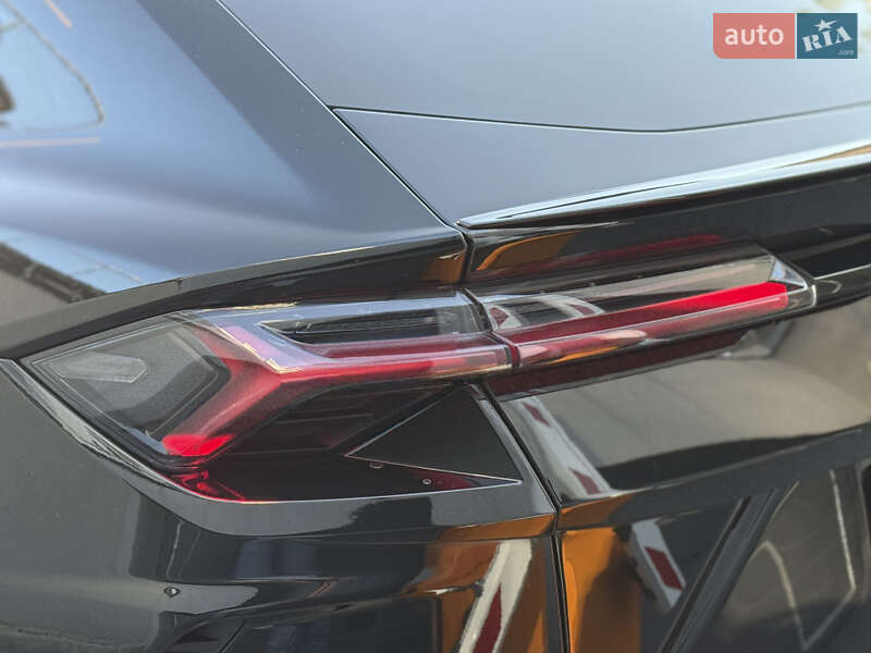 Позашляховик / Кросовер Lamborghini Urus 2020 в Києві