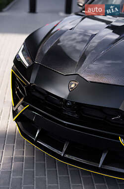 Внедорожник / Кроссовер Lamborghini Urus 2020 в 