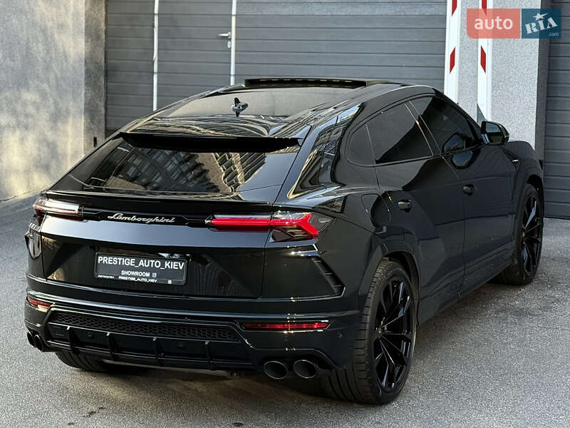 Внедорожник / Кроссовер Lamborghini Urus 2020 в Киеве