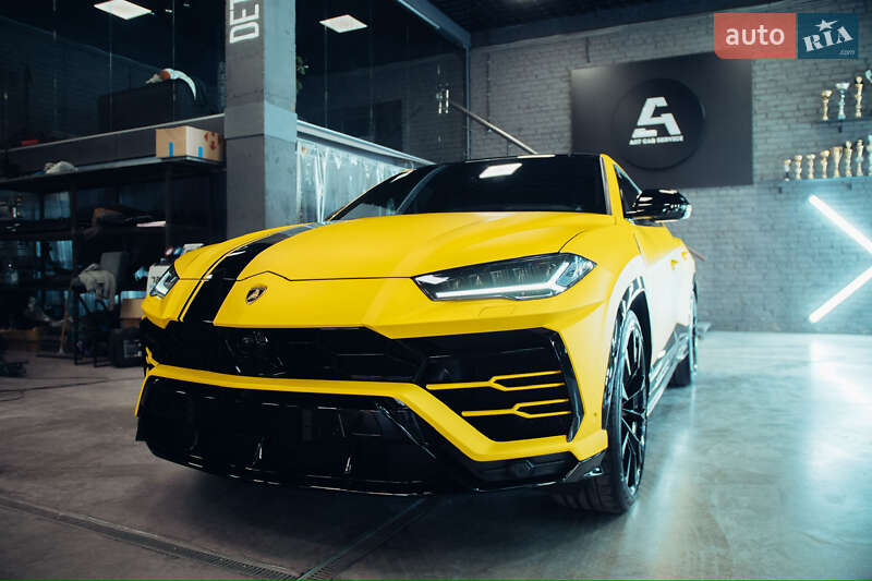 Внедорожник / Кроссовер Lamborghini Urus 2021 в Киеве