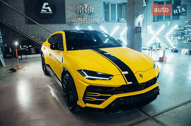 Внедорожник / Кроссовер Lamborghini Urus 2021 в Киеве