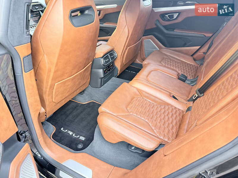 Внедорожник / Кроссовер Lamborghini Urus 2020 в Одессе фото 13 Внедорожник / Кроссовер Lamborghini Urus 2020 в Одессе