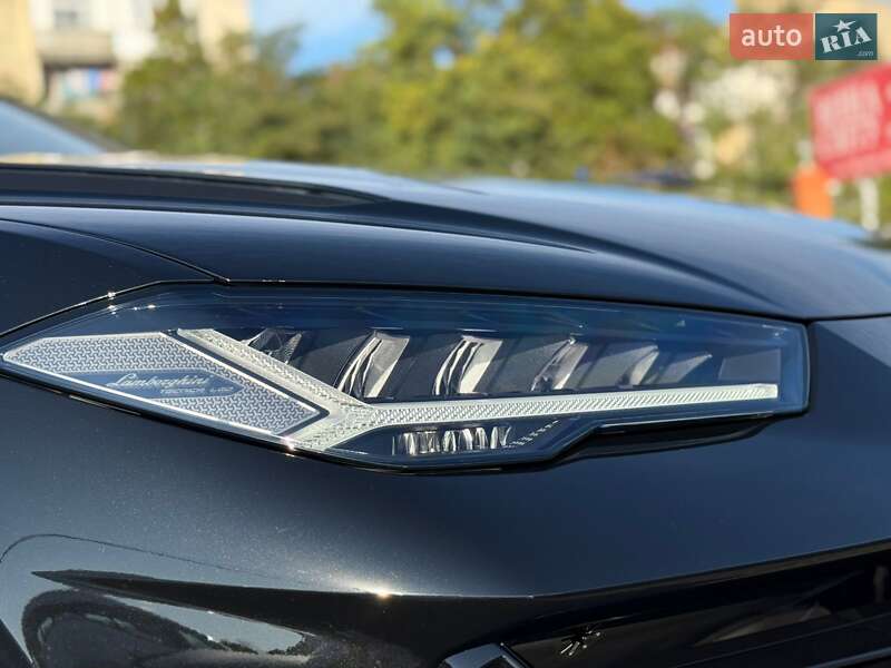 Внедорожник / Кроссовер Lamborghini Urus 2024 в Одессе