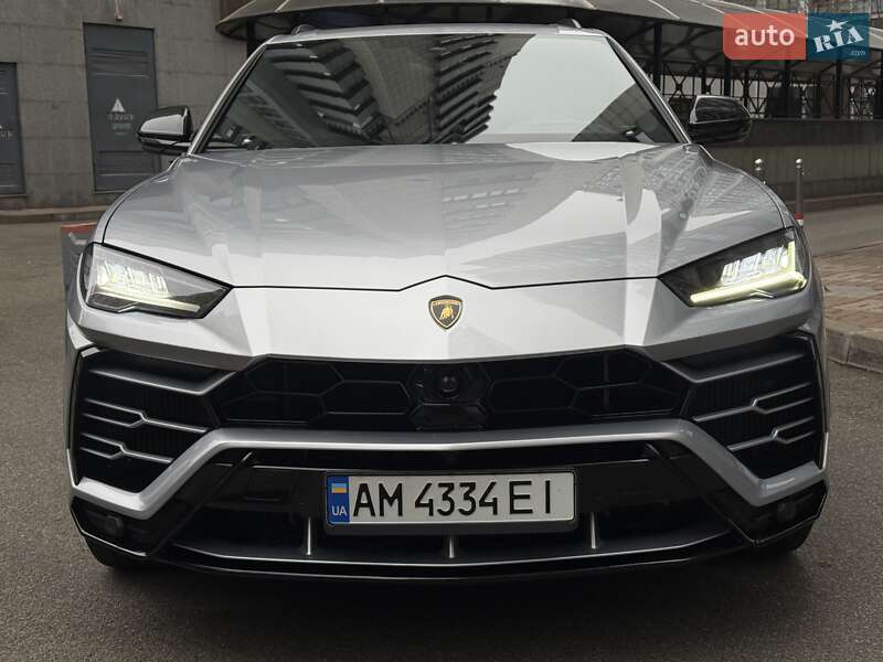 Позашляховик / Кросовер Lamborghini Urus 2020 в Києві фото 4 Позашляховик / Кросовер Lamborghini Urus 2020 в Києві