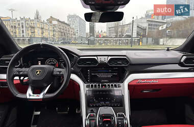 Внедорожник / Кроссовер Lamborghini Urus 2020 в Киеве