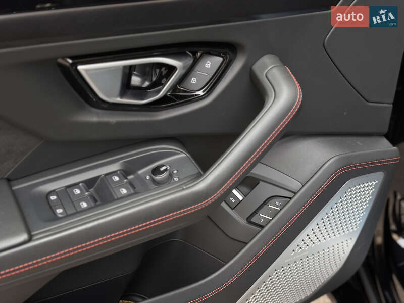 Позашляховик / Кросовер Lamborghini Urus 2022 в Києві