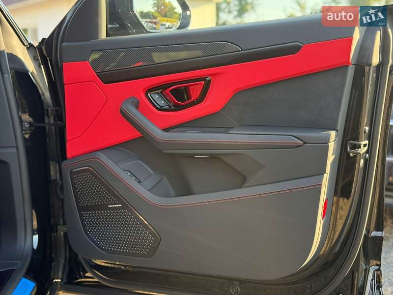Внедорожник / Кроссовер Lamborghini Urus 2024 в Одессе фото 57 Внедорожник / Кроссовер Lamborghini Urus 2024 в Одессе