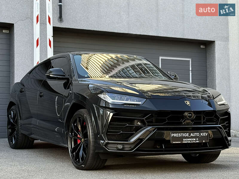 Внедорожник / Кроссовер Lamborghini Urus 2020 в Киеве фото 10 Внедорожник / Кроссовер Lamborghini Urus 2020 в Киеве