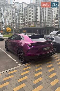 Позашляховик / Кросовер Lamborghini Urus 2020 в Києві