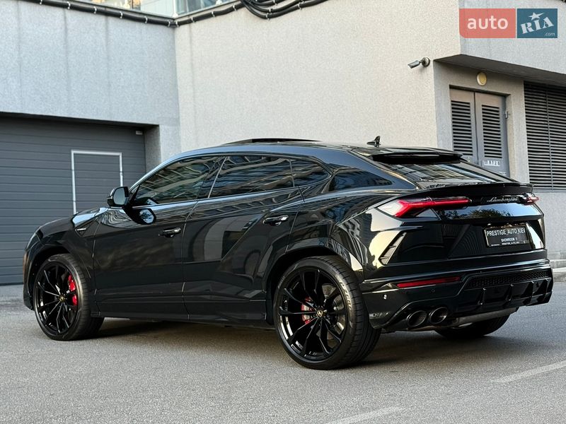 Позашляховик / Кросовер Lamborghini Urus 2020 в Києві