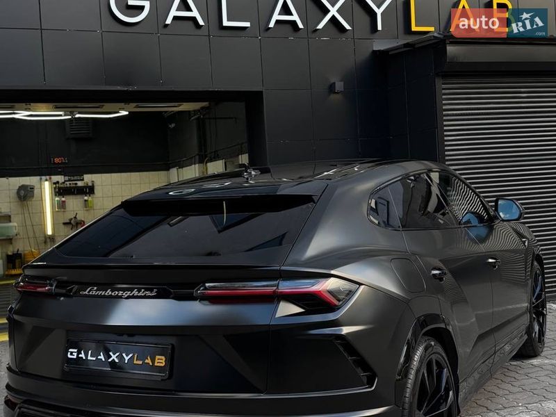 Позашляховик / Кросовер Lamborghini Urus 2020 в Києві