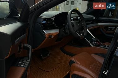 Позашляховик / Кросовер Lamborghini Urus 2020 в Києві