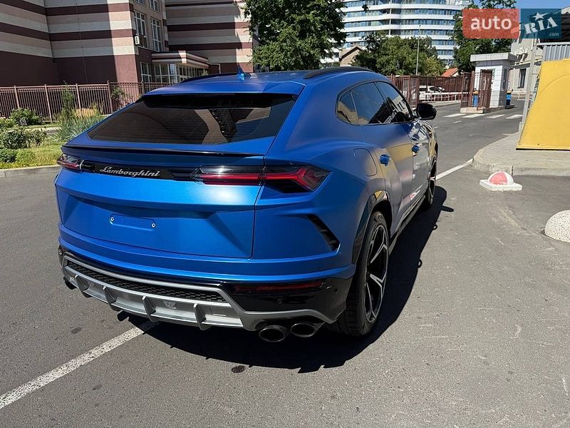 Позашляховик / Кросовер Lamborghini Urus 2020 в Києві