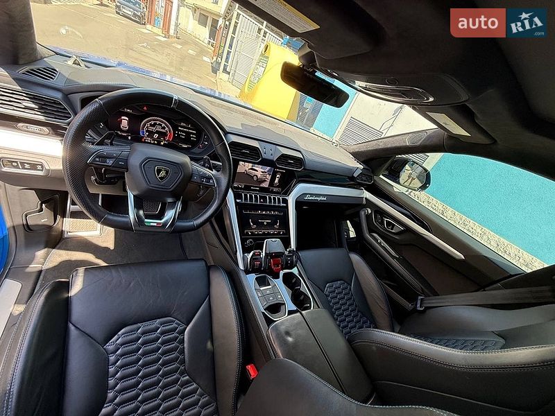 Позашляховик / Кросовер Lamborghini Urus 2020 в Києві