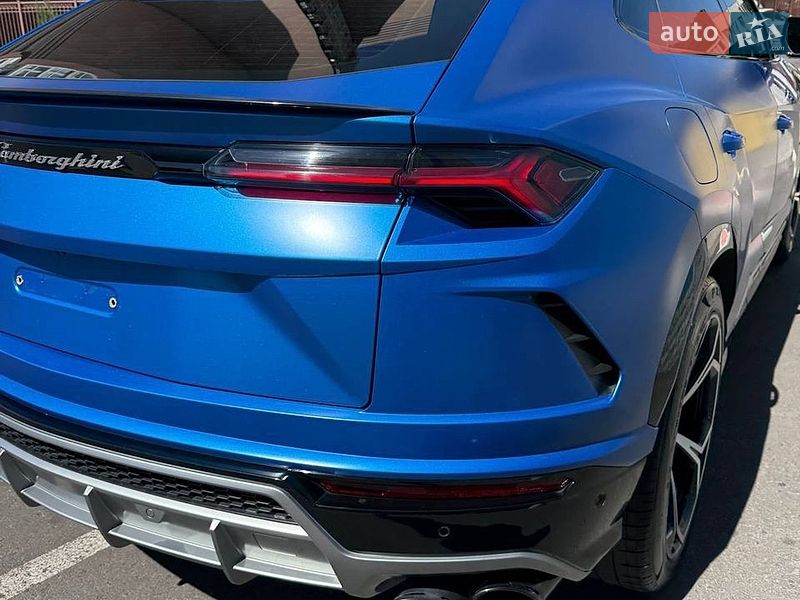 Позашляховик / Кросовер Lamborghini Urus 2020 в Києві