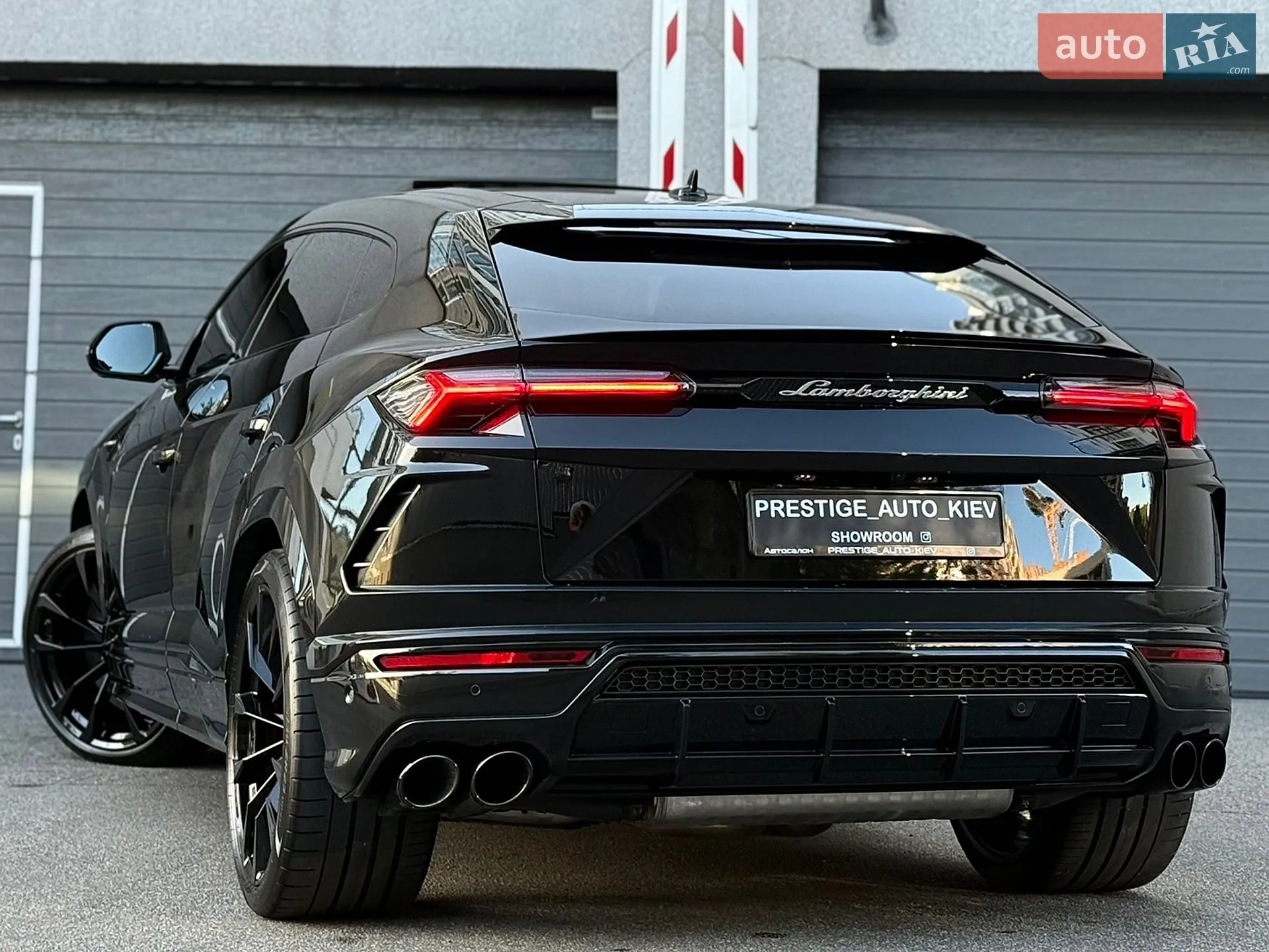 2020 Lamborghini Urus Concept - мініатюра 28