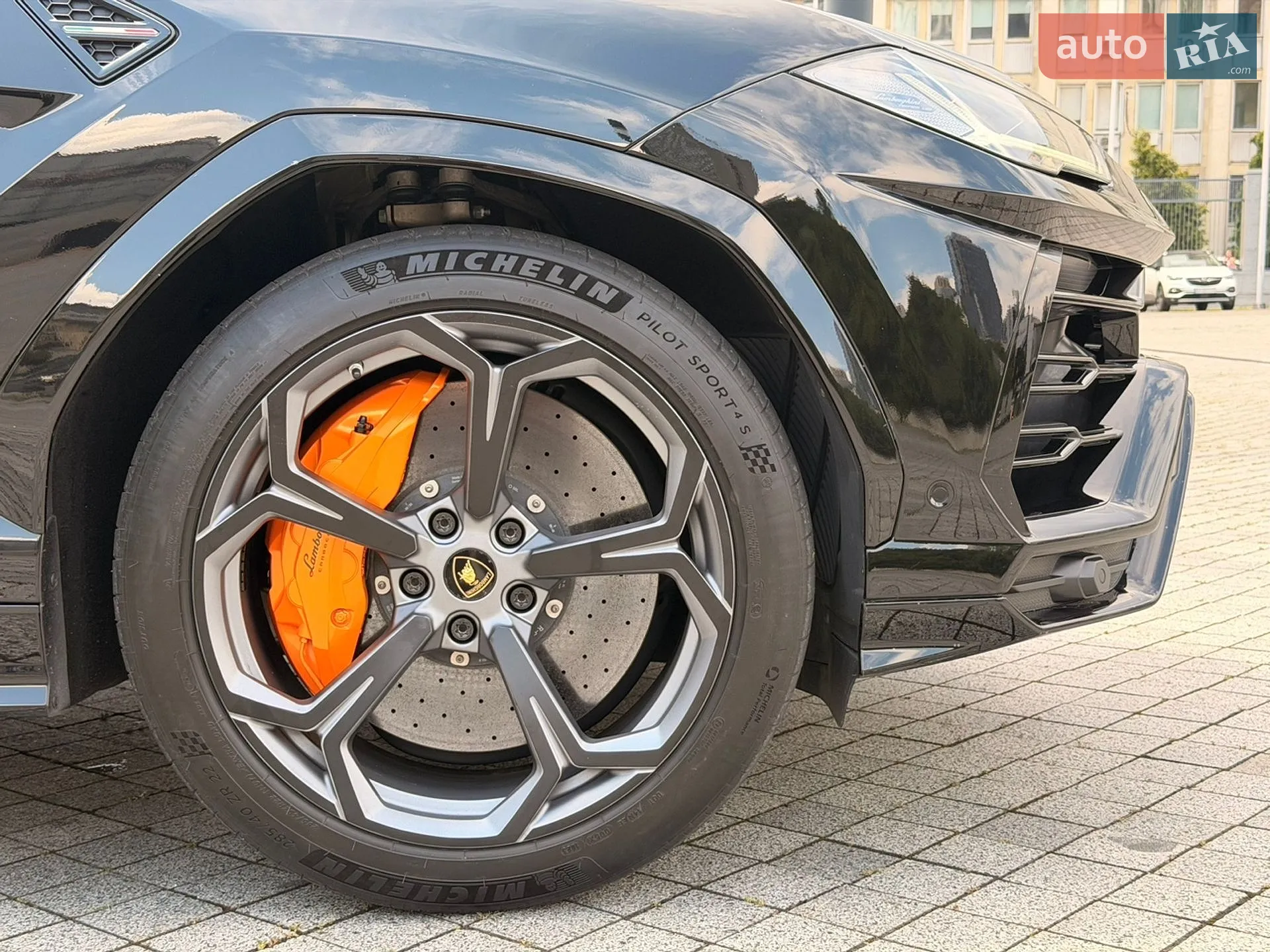 2020 Lamborghini Urus Concept - мініатюра 10