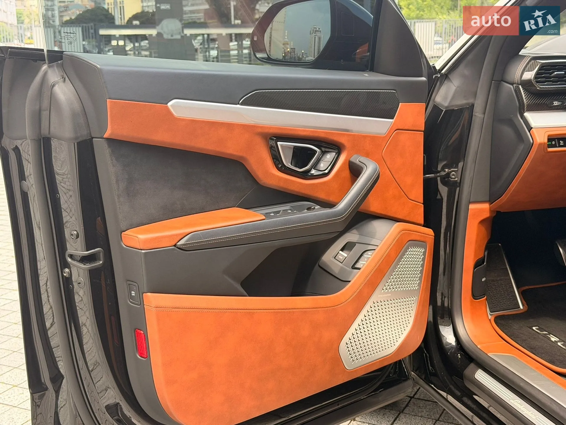 2020 Lamborghini Urus Concept - мініатюра 16