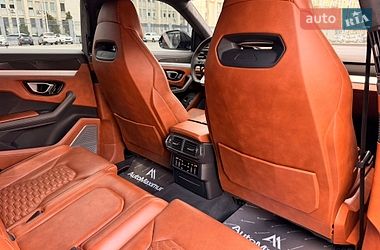 Позашляховик / Кросовер Lamborghini Urus 2020 в Києві фото 34 Позашляховик / Кросовер Lamborghini Urus 2020 в Києві