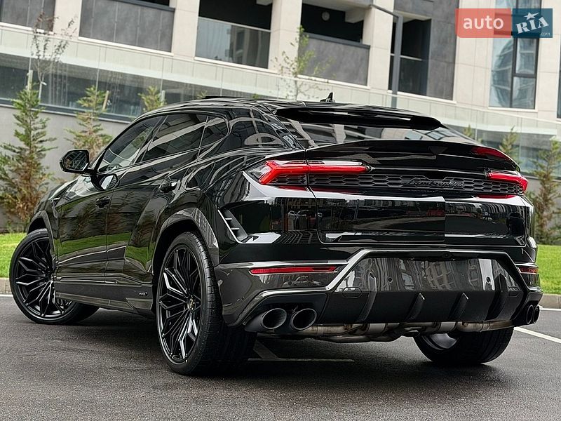 Внедорожник / Кроссовер Lamborghini Urus 2026 в Киеве