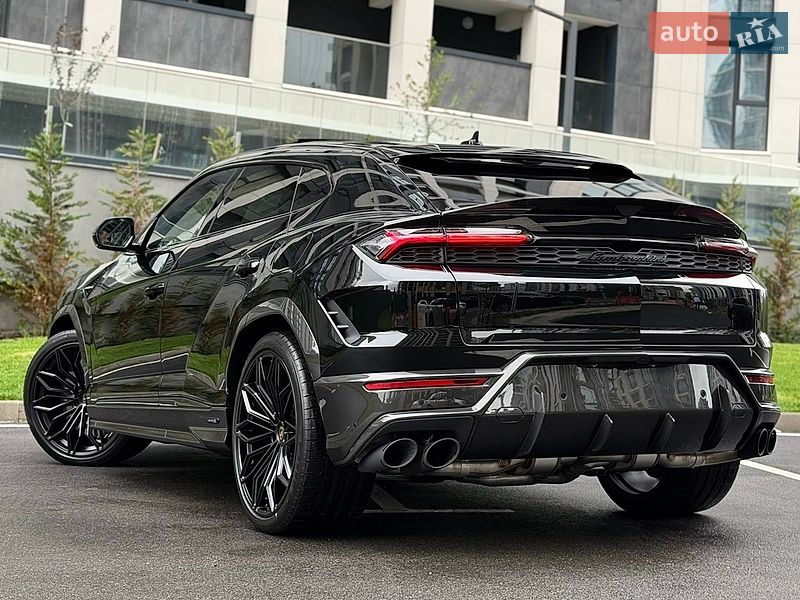 Внедорожник / Кроссовер Lamborghini Urus 2026 в Киеве