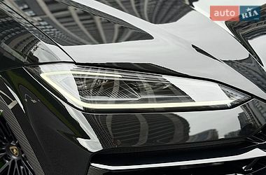 Позашляховик / Кросовер Lamborghini Urus 2026 в Києві