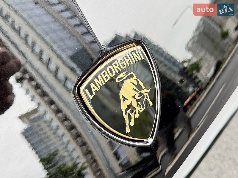 Внедорожник / Кроссовер Lamborghini Urus 2026 в Киеве