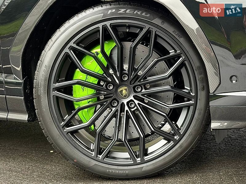Позашляховик / Кросовер Lamborghini Urus 2026 в Києві