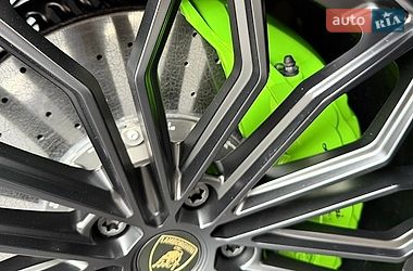 Внедорожник / Кроссовер Lamborghini Urus 2026 в Киеве