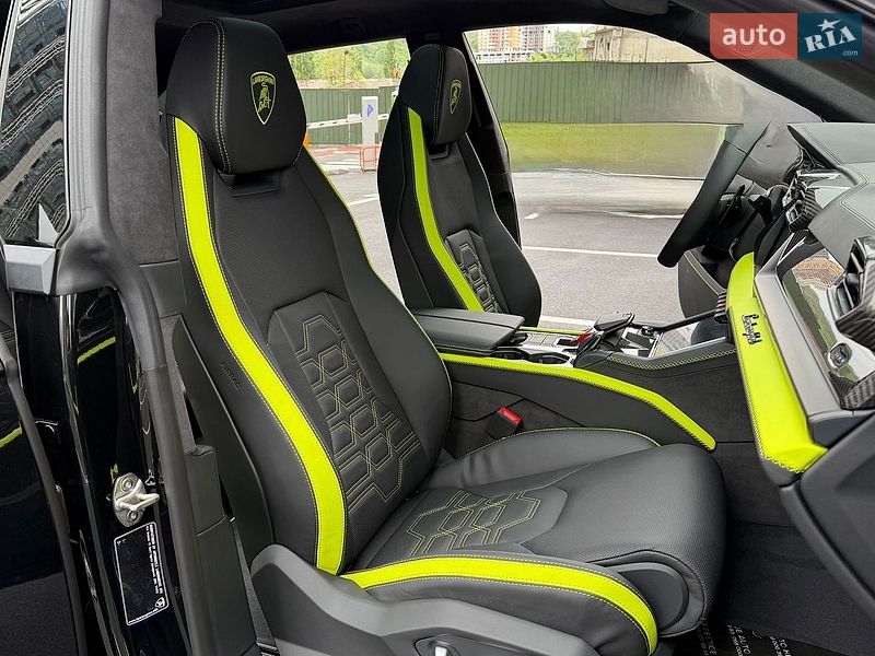 Внедорожник / Кроссовер Lamborghini Urus 2026 в Киеве
