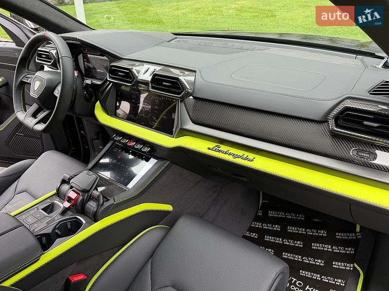 Внедорожник / Кроссовер Lamborghini Urus 2026 в Киеве