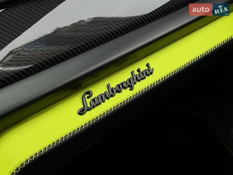 Внедорожник / Кроссовер Lamborghini Urus 2026 в Киеве