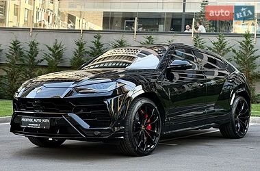 Внедорожник / Кроссовер Lamborghini Urus 2020 в Киеве фото 9 Внедорожник / Кроссовер Lamborghini Urus 2020 в Киеве