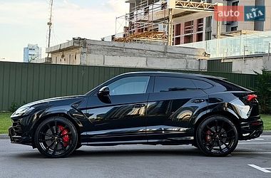 Внедорожник / Кроссовер Lamborghini Urus 2020 в Киеве фото 14 Внедорожник / Кроссовер Lamborghini Urus 2020 в Киеве