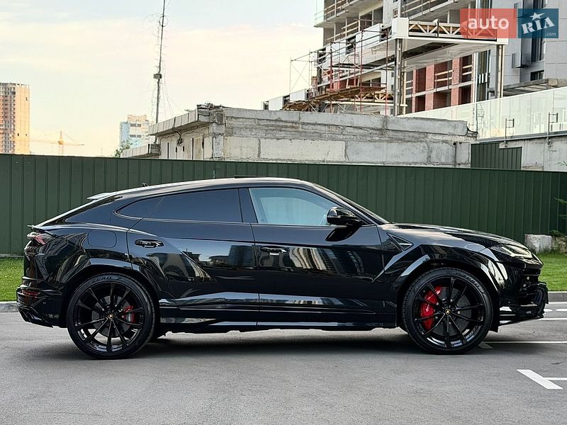 Внедорожник / Кроссовер Lamborghini Urus 2020 в Киеве фото 23 Внедорожник / Кроссовер Lamborghini Urus 2020 в Киеве