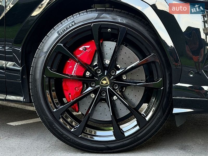 Внедорожник / Кроссовер Lamborghini Urus 2020 в Киеве фото 29 Внедорожник / Кроссовер Lamborghini Urus 2020 в Киеве