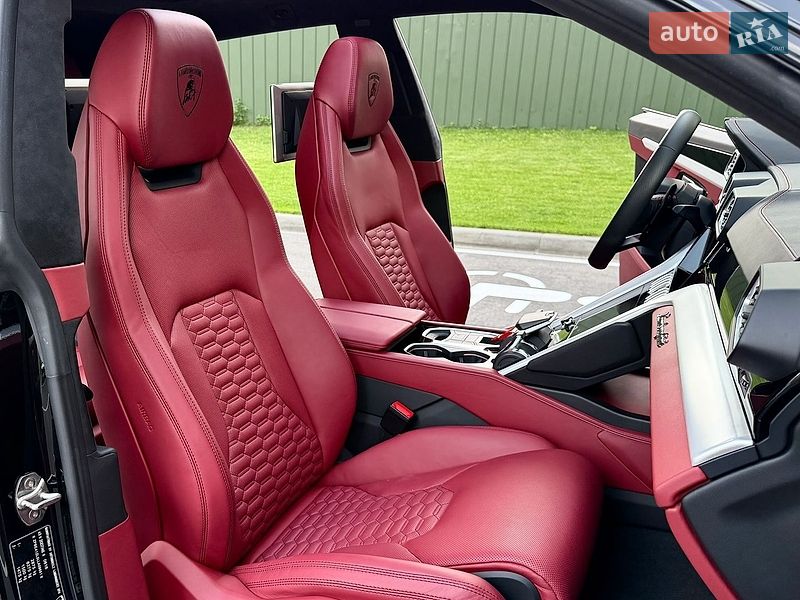 Внедорожник / Кроссовер Lamborghini Urus 2020 в Киеве фото 48 Внедорожник / Кроссовер Lamborghini Urus 2020 в Киеве