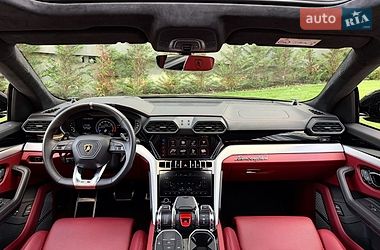 Внедорожник / Кроссовер Lamborghini Urus 2020 в Киеве фото 73 Внедорожник / Кроссовер Lamborghini Urus 2020 в Киеве