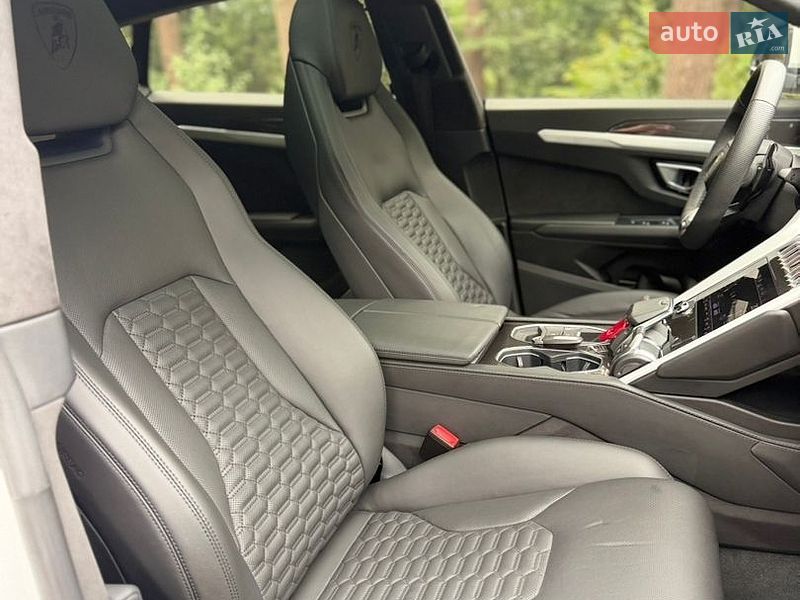 Позашляховик / Кросовер Lamborghini Urus 2019 в Львові