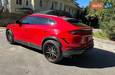 Внедорожник / Кроссовер Lamborghini Urus 2021 в Киеве