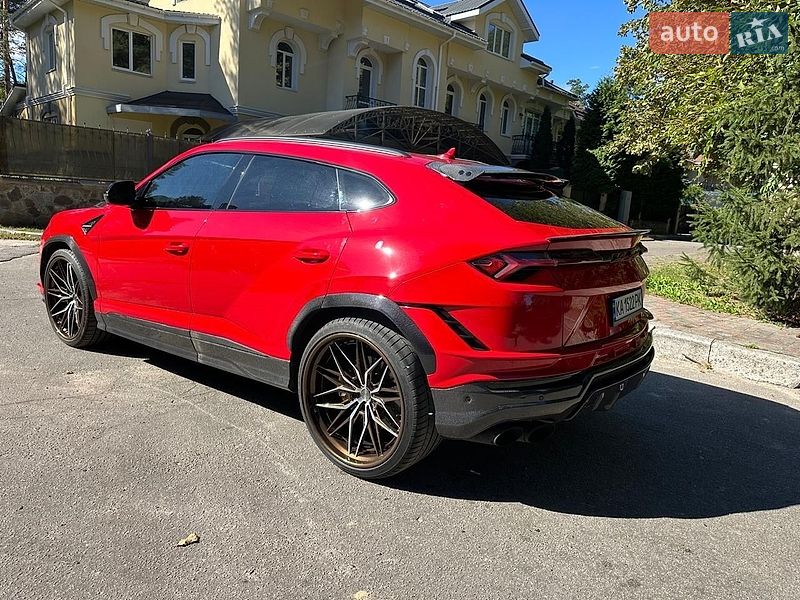 Внедорожник / Кроссовер Lamborghini Urus 2021 в Киеве