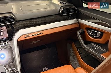 Позашляховик / Кросовер Lamborghini Urus 2020 в Києві фото 19 Позашляховик / Кросовер Lamborghini Urus 2020 в Києві