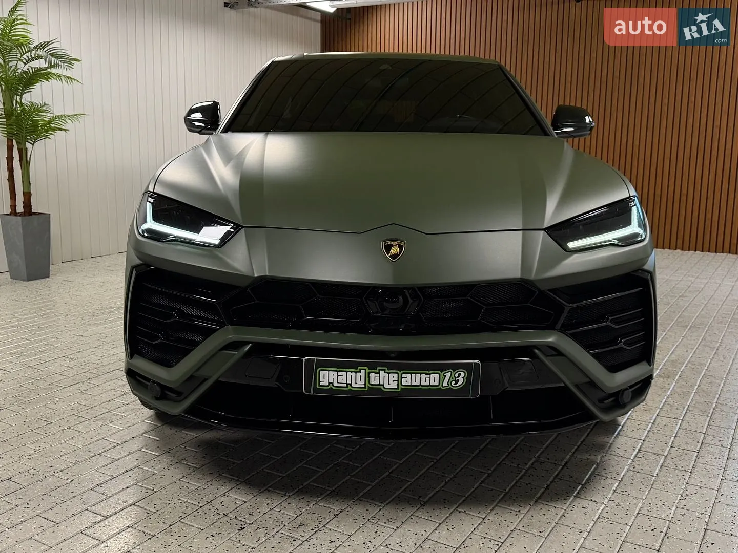 2020 Lamborghini Urus Concept - мініатюра 18
