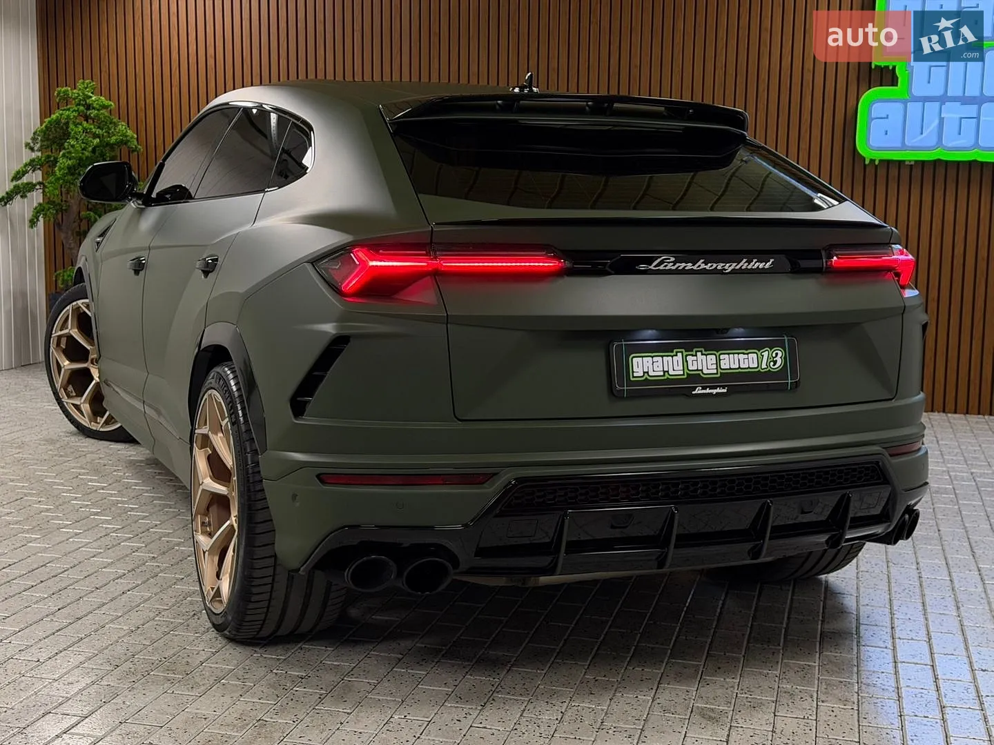 2020 Lamborghini Urus Concept - мініатюра 61