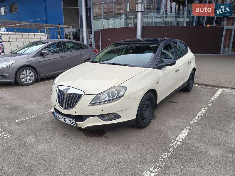 Хэтчбек Lancia Delta 2009 в Киеве фото 17 Хэтчбек Lancia Delta 2009 в Киеве
