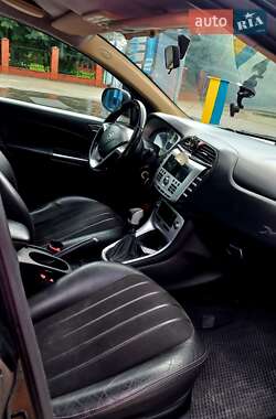 Хэтчбек Lancia Delta 2008 в 